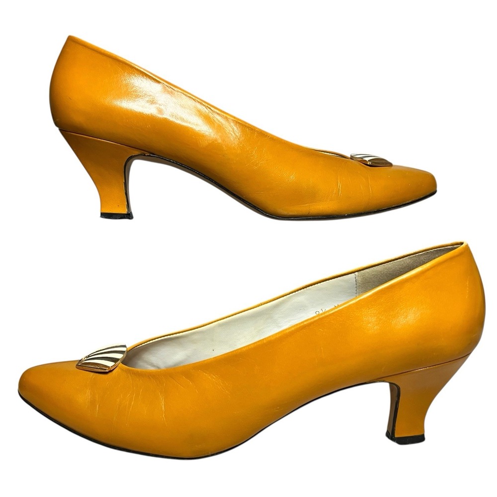 Vtg Mustard Yellow Leather Pumps Sz‎ 9.5 M Art Deco Shell Detail 2.5" Heel 80s